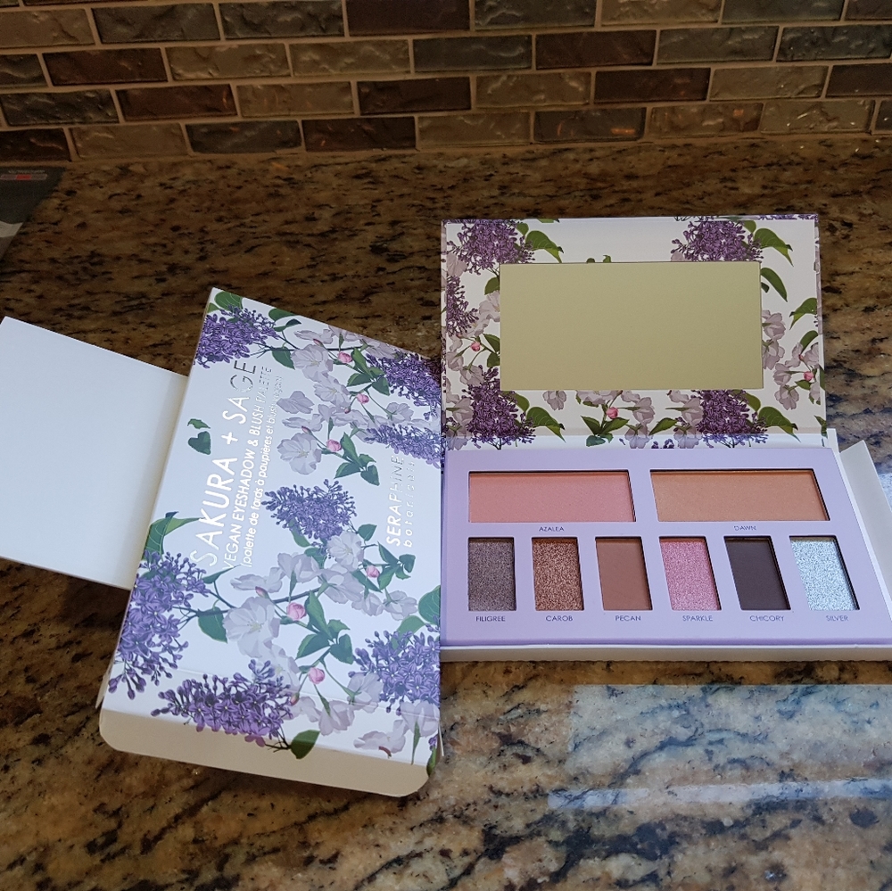 Makeup: Sakura & Sage Vegan Eye Shadow Pallet